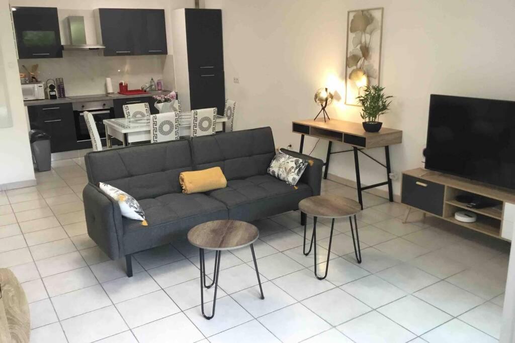 Spacieux Et Bel Avec Grande Terrasse Apartamento Marsella